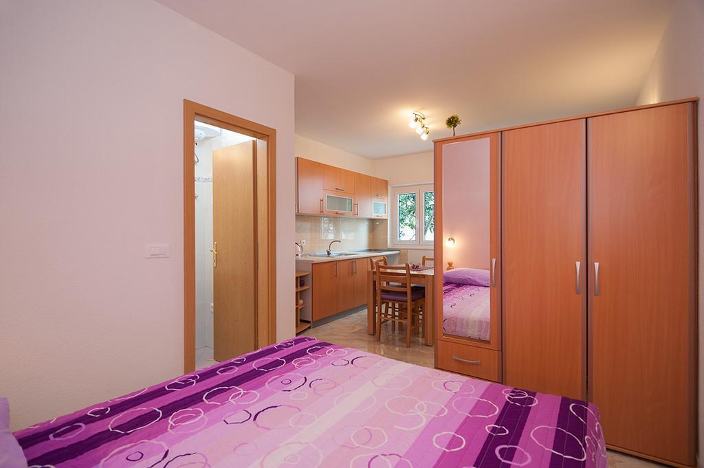 Apartments Krvavica Extérieur photo