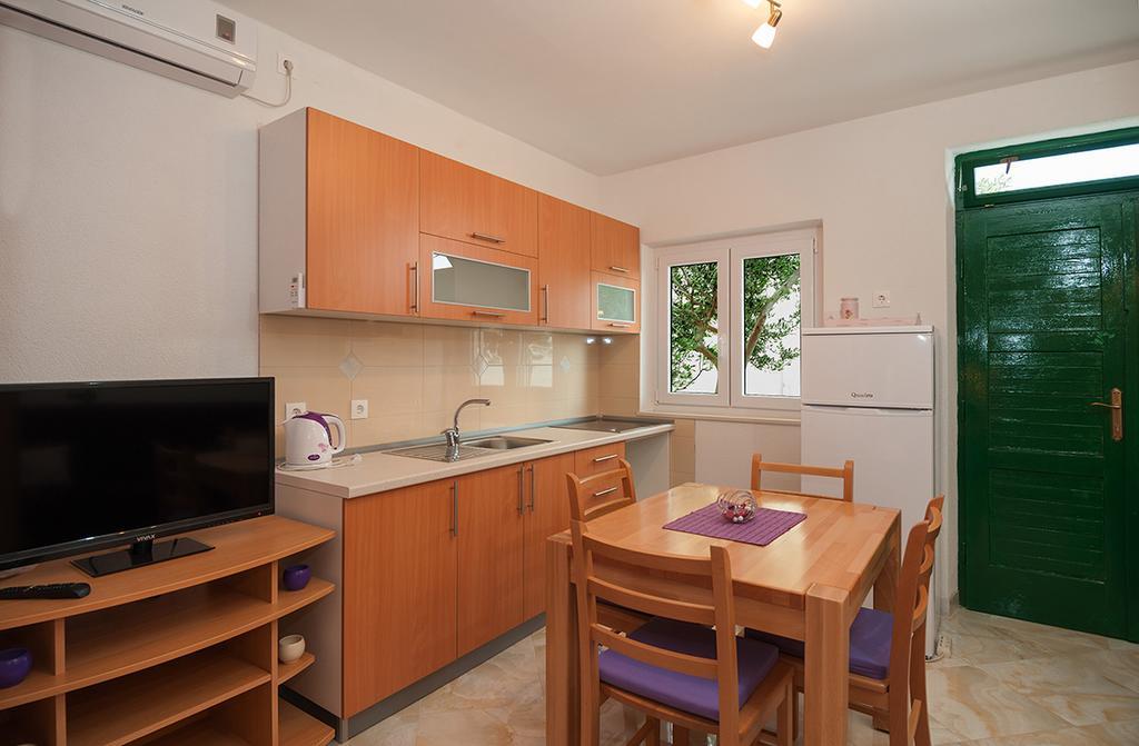 Apartments Krvavica Extérieur photo